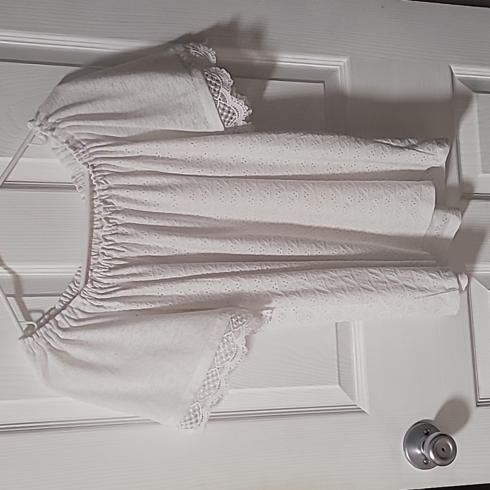 Short sleeves shirt
